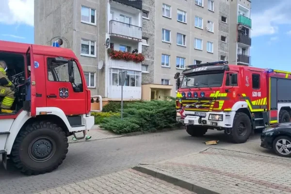 Pożar mieszkania w Polkowicach – ewakuowano 17 osób