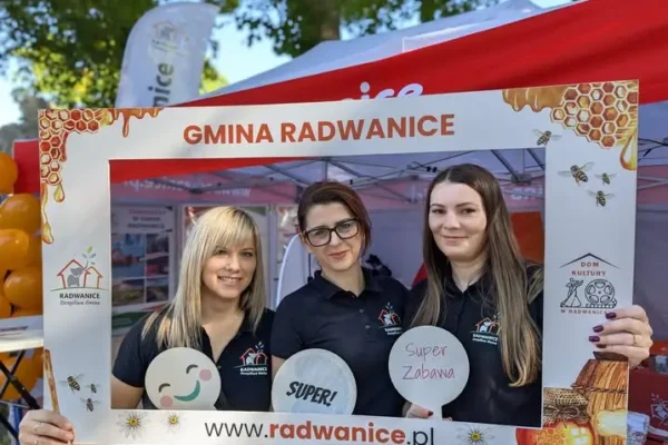 Gmina Radwanice na Święcie Miodu i Wina w Przemkowie