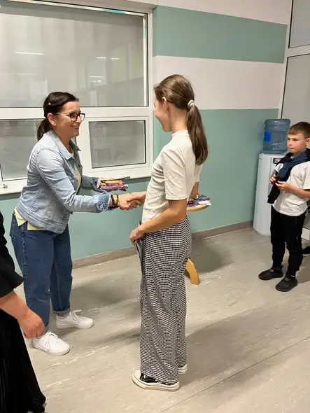 Wakacyjny konkurs fotograficzny „Z książką w plenerze” rozstrzygnięty w SP4 Polkowice