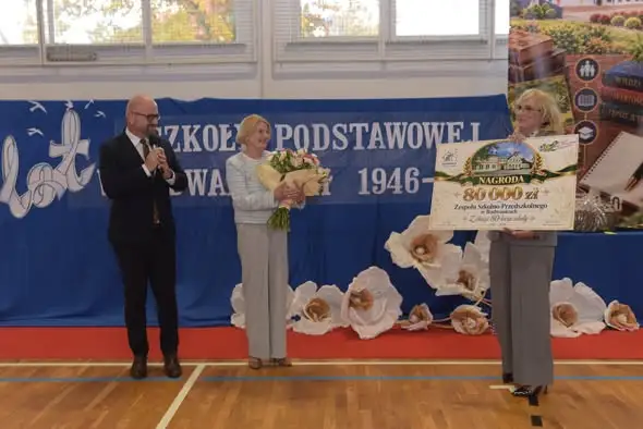 Radwanice: Szkoła Podstawowa świętowała 80-lecie istnienia