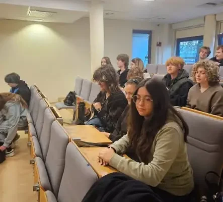 Uczniowie z Polkowic na tropie bocianów – wizyta na Uniwersytecie Zielonogórskim